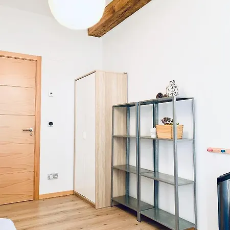 Double Bed Homestay Donostia *
